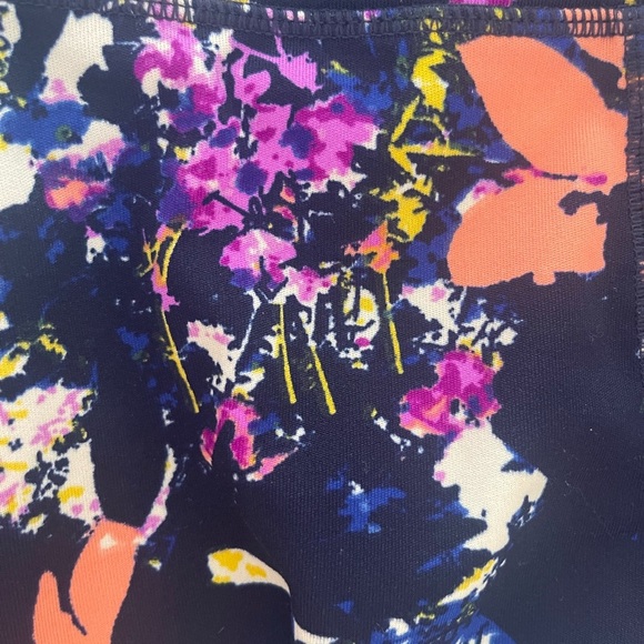POP Fit Blue and Pink Floral Leggings - Picture 3 of 4